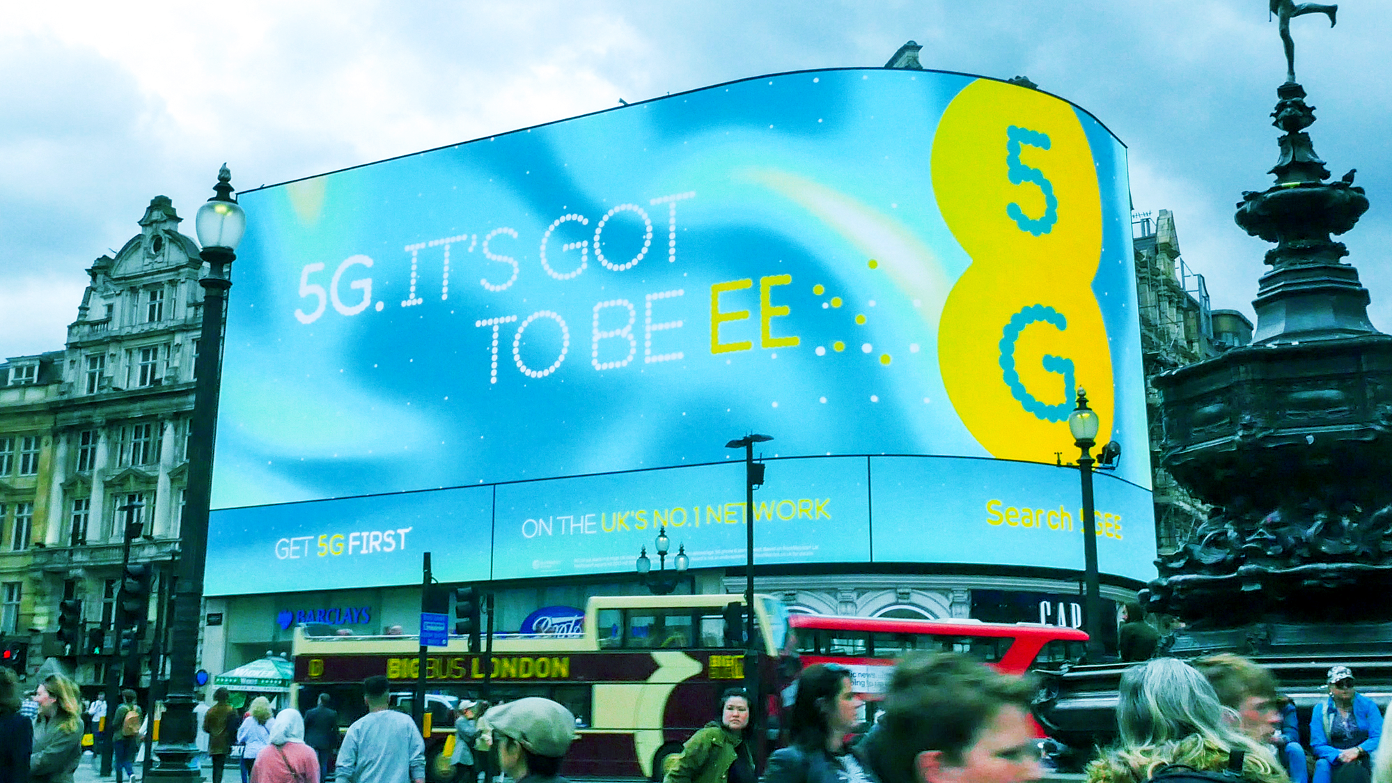 EE-5G-Piccadilly